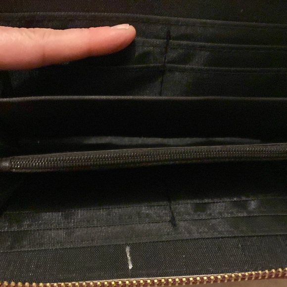 Michael Kors NWOT Burgundy Crossbody Bag with u branded wallet - Picture 11 of 11